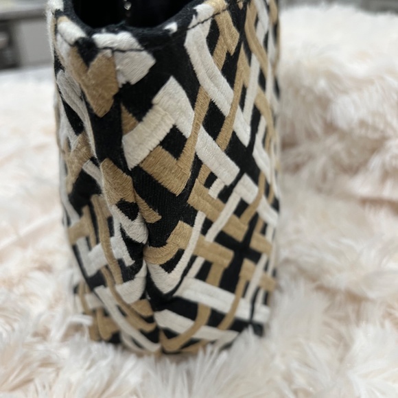 Talbots Black, Tan and White Handbag with Black Bamboo Style Handles - Picture 4 of 9